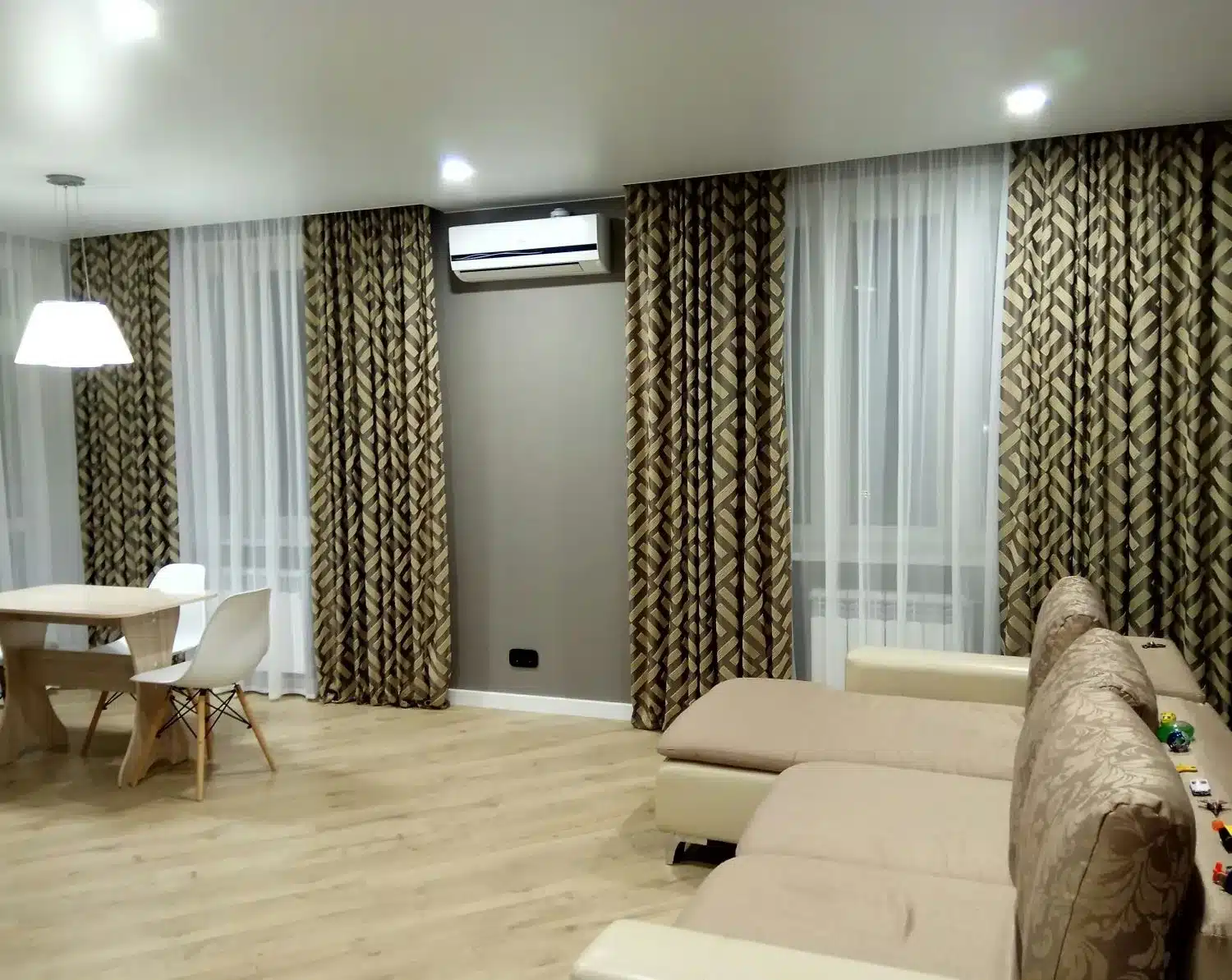 Best Home Curtains Dubai